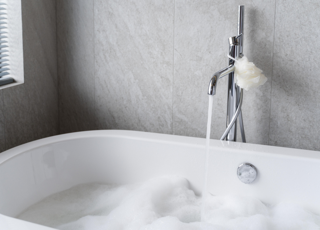 bathtub-ready-bubble-bath.jpg